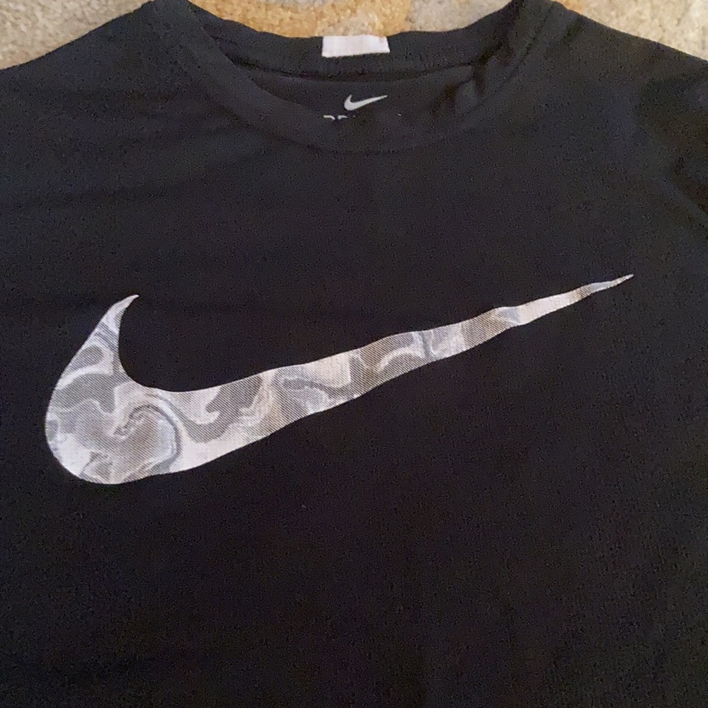 Boys Large Nike Dri-Fit Black Long Sleeve Shirt - Picture 2 of 7